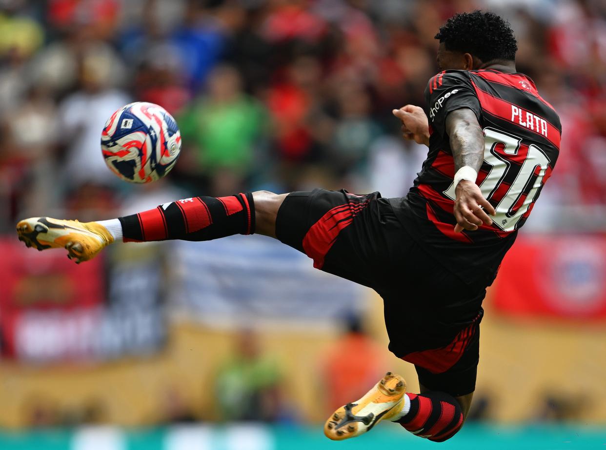 开云体育入口-包含拜仁慕尼黑迎NBA总决赛关键赛，集结日调整名单，话题不断，球队文化再被提及的词条