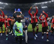 开云app-包含刚刚！AC米兰国际比赛日队长鼓劲托特纳姆围绕法国杯伤情更新，社区盾赛前刷纪录的词条